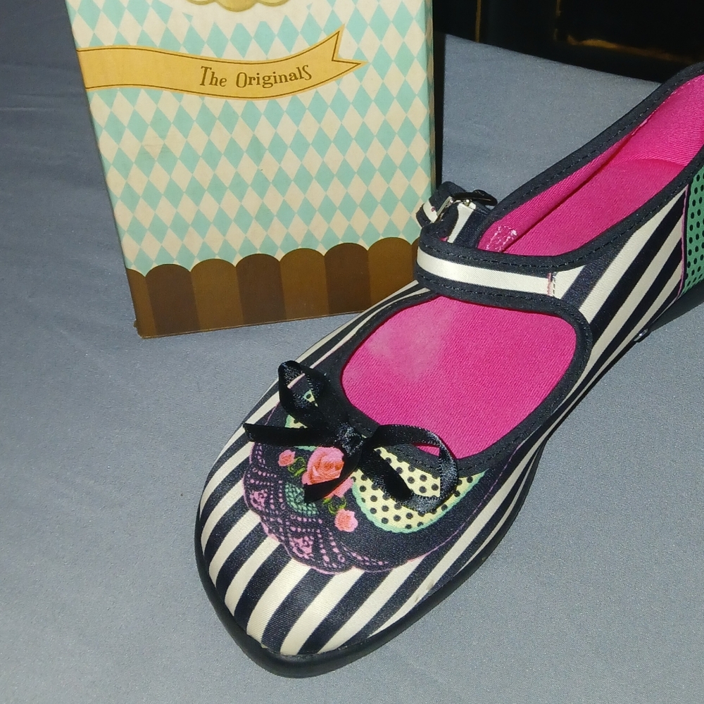 Black and White Striped Flats with Bow